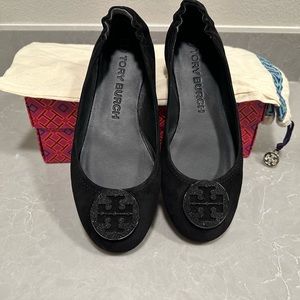 Excellent condition Black Tory Burch Ballet flats.